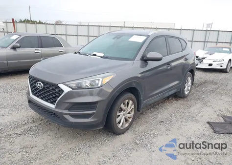 2020 Hyundai Tucson Value z USA, uszkodzony, nr VIN KM8J33A48LU126050